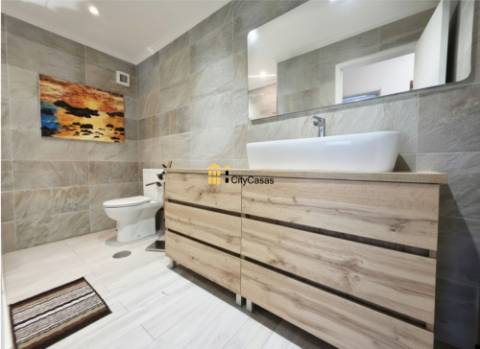 Apartamento T2 com Garagem | Canidelo