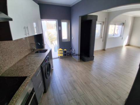 Andar Moradia T3 Renovado c/ 2 Garagens | Gondomar