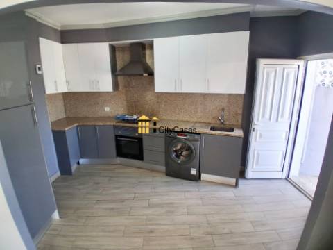 Andar Moradia T3 Renovado c/ 2 Garagens | Gondomar