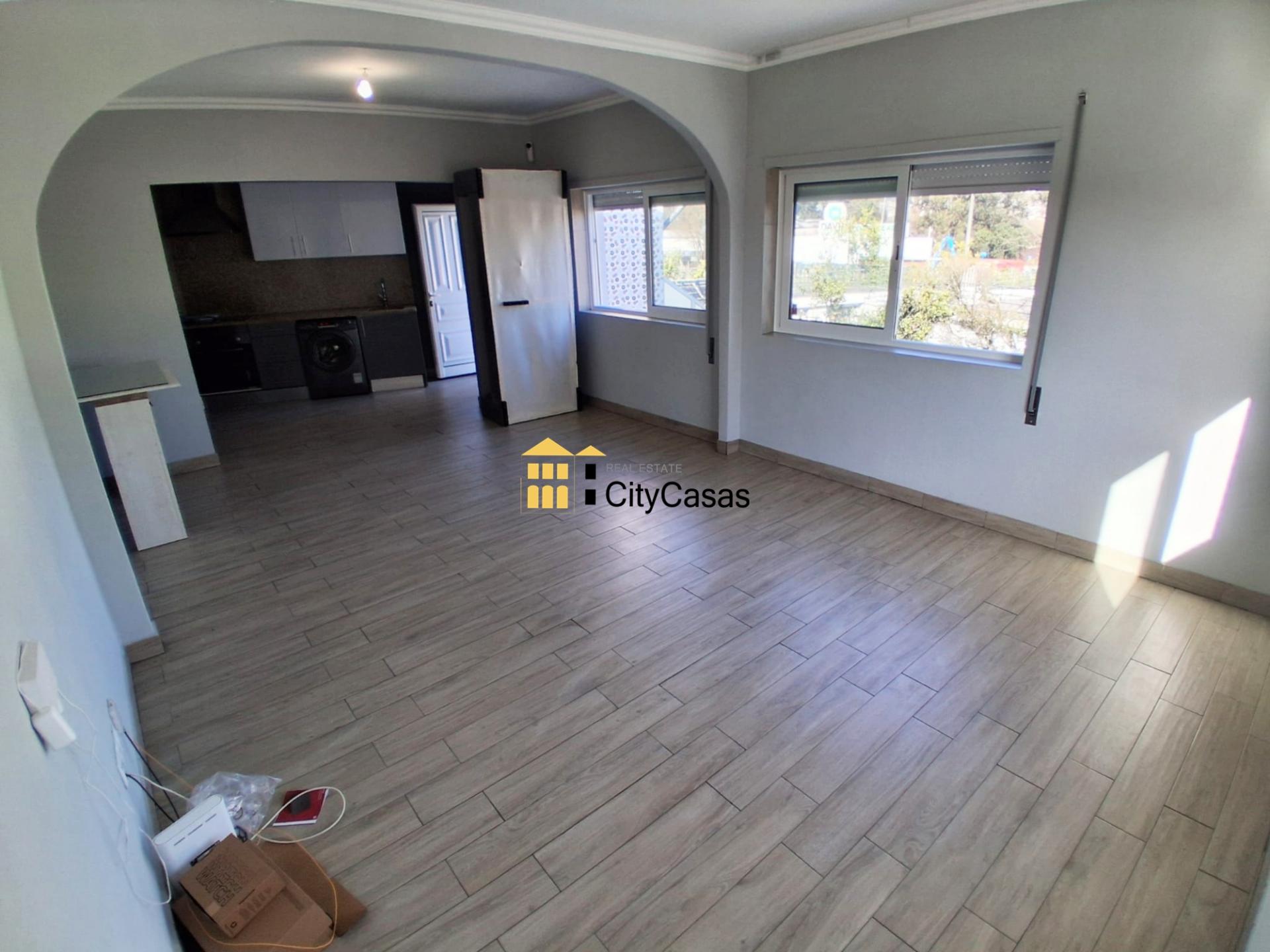 Andar Moradia T3 Renovado c/ 2 Garagens | Gondomar