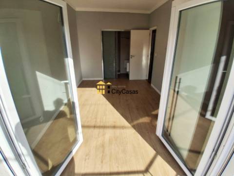 Andar Moradia T3 Renovado c/ 2 Garagens | Gondomar