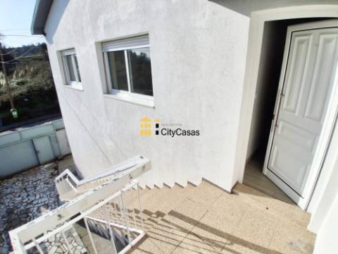 Andar Moradia T3 Renovado c/ 2 Garagens | Gondomar