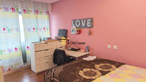 Apartamento T5 c/ Terraço e Garagem | Gondomar