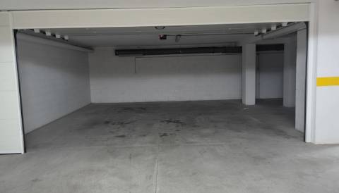 Apartamento T5 c/ Terraço e Garagem | Gondomar