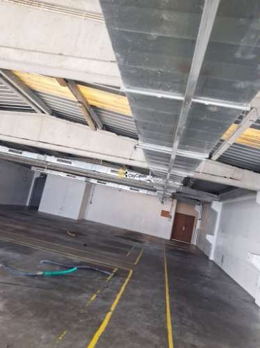 Armazém com 957 m2 em Touguinhó, Vila do Conde.