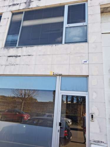 Armazém com 957 m2 em Touguinhó, Vila do Conde.