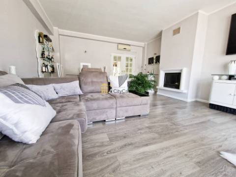 Apartamento T3 c/ Terraço e L. Garagem | Rio Tinto