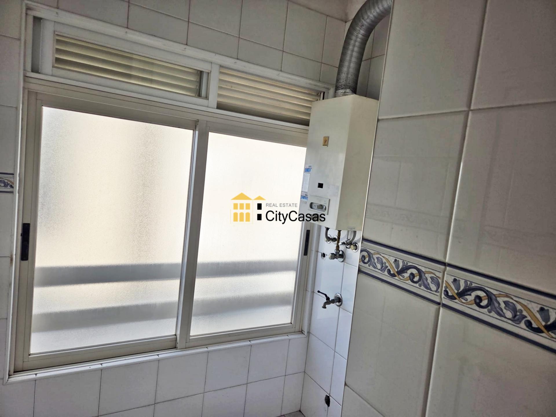 Apartamento T2 c/ Lugar de Garagem