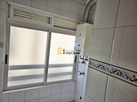 Apartamento T2 c/ Lugar de Garagem