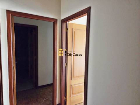Apartamento T2 c/ Lugar de Garagem