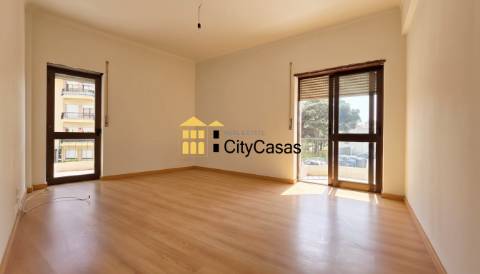 Apartamento T2 em Leça da Palmeira