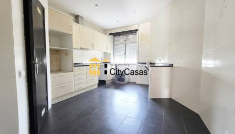 Apartamento T2 em Leça da Palmeira