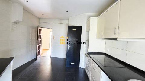 Apartamento T2 em Leça da Palmeira