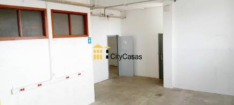 Loja c/ Terraço e 2 Frentes | Paranhos