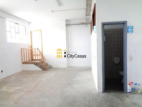 Loja c/ Terraço e 2 Frentes | Paranhos