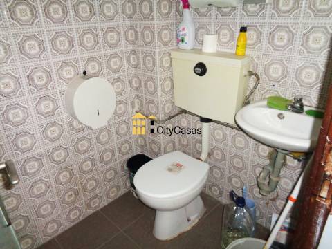 Loja c/ Terraço e 2 Frentes | Paranhos