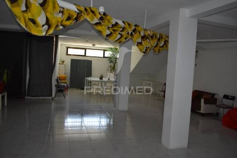 Loja para comércio/serviços no  centro do porto