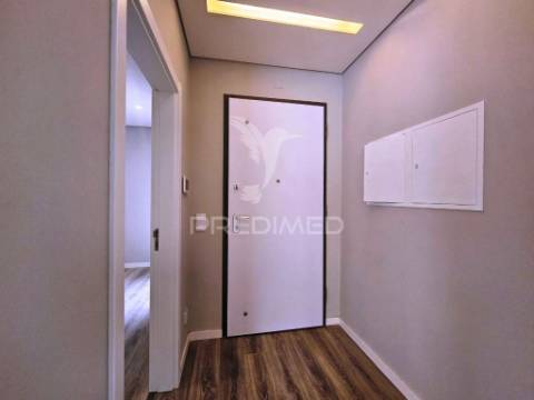 Moradia t4  c/garagem e piscina, pronta escriturar, azeitão