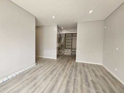 Moradia isolada t4, pronta a escriturar, em azeitão