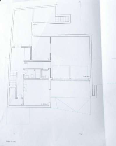Moradia  t4  (3 pisos)- carreço - viana do castelo