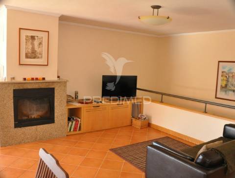 Quintinha no alto douro vinhateiro - vistas sobre o rio