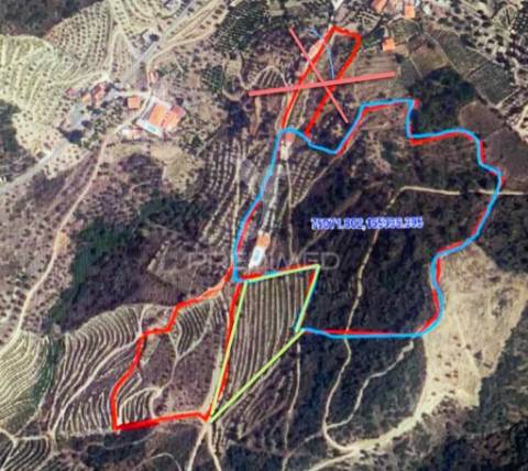 Quintinha no alto douro vinhateiro - vistas sobre o rio