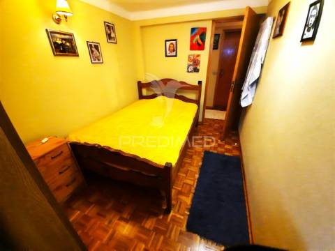 Moradia t3 mobilada na zona histórica de manteigas