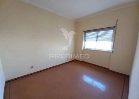 Andar de moradia t5 em s. francisco (alcochete)