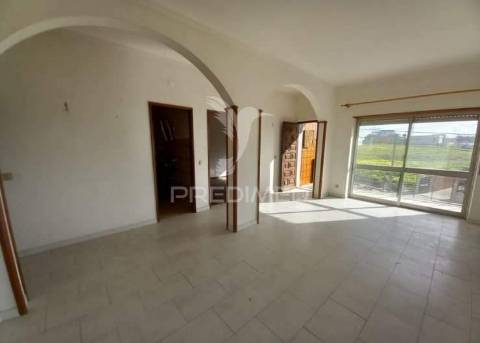 Andar de moradia t5 em s. francisco (alcochete)