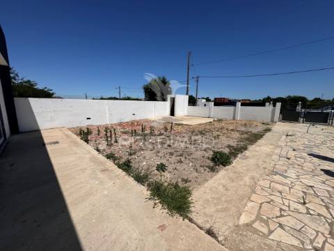 Moradia t3 em reconstrução na jardia, montijo