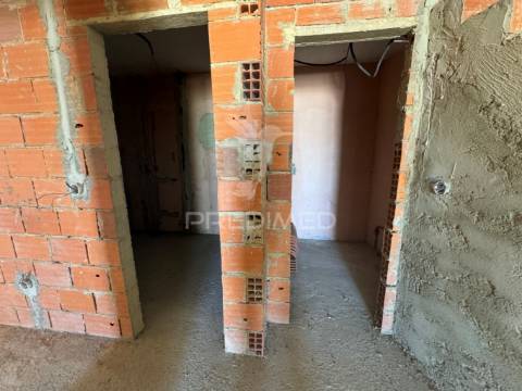 Moradia t3 em reconstrução na jardia, montijo