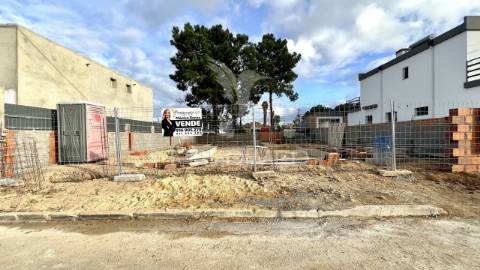 Moradia isolada t3 no pinhal general – elegância, conforto e qualidade