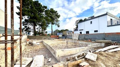 Moradia isolada t3 no pinhal general – elegância, conforto e qualidade