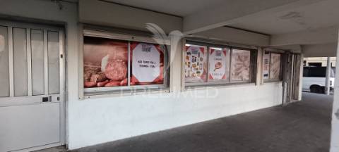 Loja na quinta fonte da prata, alhos vedros