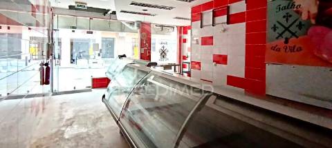 Loja em alhos vedros