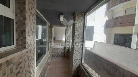 Loja na avenida bocage, barreiro