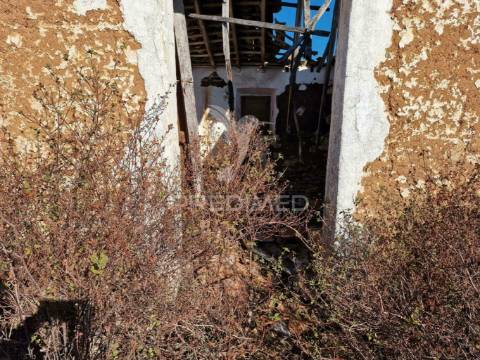Monte outeiros dos mestres em santiago do cacém