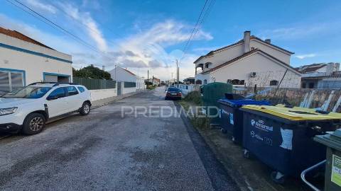 Terreno urbano de 200m2 em vale do grou, alhos vedros