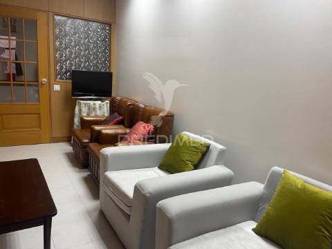 Arrendamento de t5, com capacidade para 12 pessoas, em sines