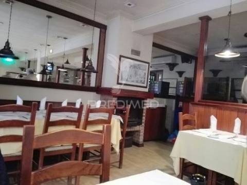 Restaurante “ o retiro do escova” em santiago do cacém
