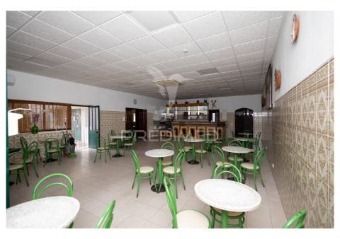 Oportunidade de investimento! espaço comercial à venda no vimieiro