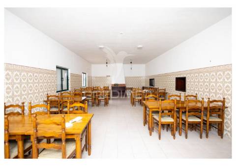 Oportunidade de investimento! espaço comercial à venda no vimieiro