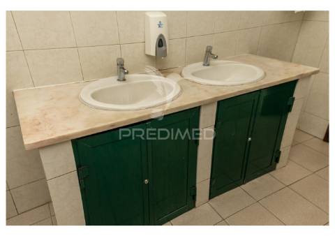 Oportunidade de investimento! espaço comercial à venda no vimieiro