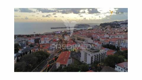 Apartamento t3 com vista mar e baia do funchal