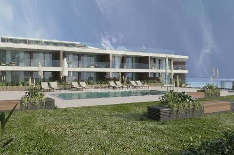 Apartamento t1 com piscina privada e jardim