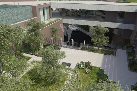 Apartamento t1 com piscina privada e jardim