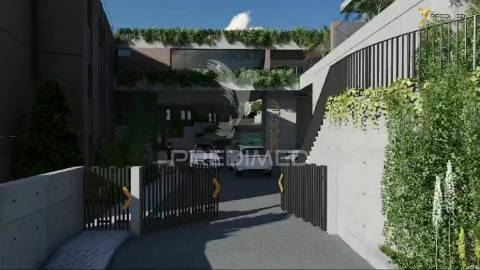 Apartamento t1 com piscina privada e jardim