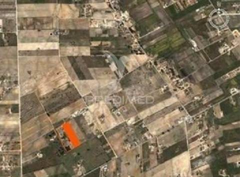 Reservado quinta nas lagameças, com viabilidade de construção de 2 moradias 690m2