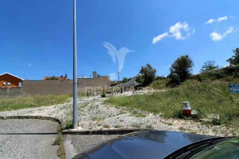 Lote prédio em santarém em urbanização de referência