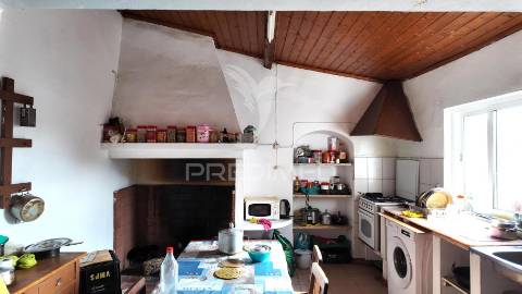 Moradia com 150 m2 em são teotónio, a 7 km da praia